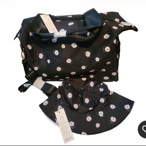 Alice + Olivia Black Interior Logo Tote